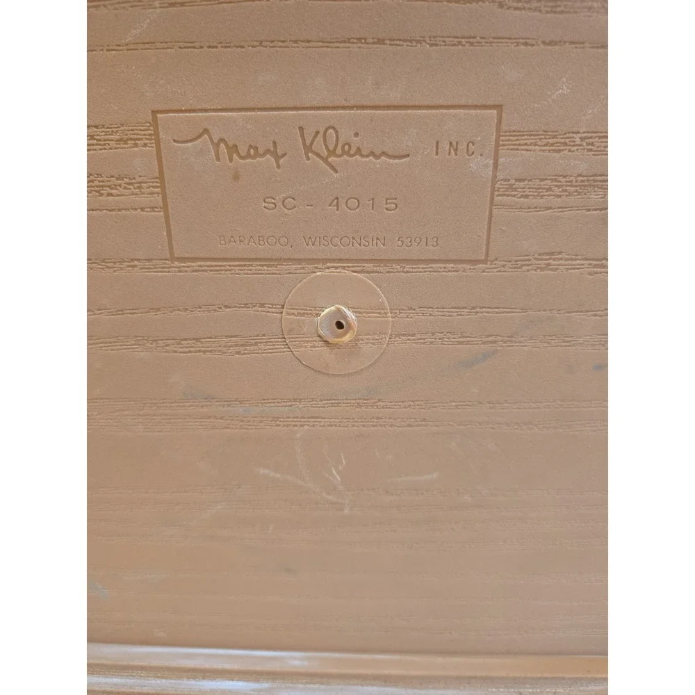 Vintage 1970's Max Klein Brown Faux-Wood Plastic Sewing Box (15